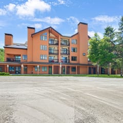 PicoVillageResort D209 - Amazing 1-bedroom ski in ski out great views