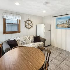 Walk to Wells Beach | Cozy 1BR w/ Loft Condo