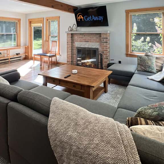 Hidden Kingdom | Near Echo Lake, Private Retreat w/ Outdoor Space - Image 1