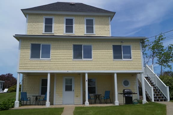 Short Sands View - Spacious Beach Home, Sleeps 18, Easy Walk to Short Sands Beach - Image 1