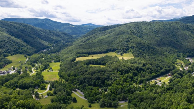 Explore the Stunning Woodstock Hiking Trails at Mount Peg