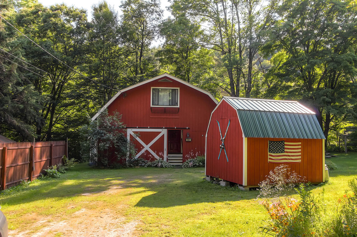 Front Picture of One of Our Memorial Day Killington Vacation Rentals.